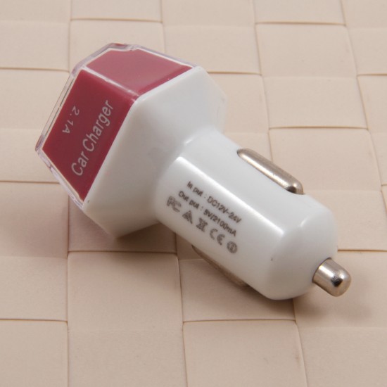 Автомобильный адаптер на 2 USB, арт.008039